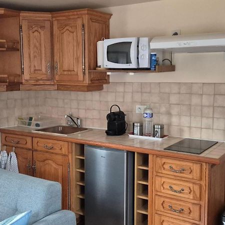 Le petit gîte de la Varenne Saint-Hellier Extérieur photo