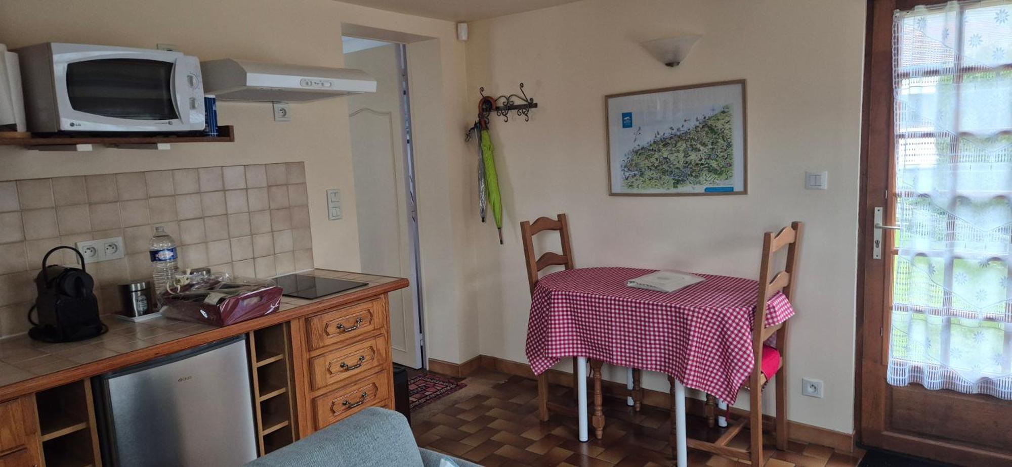 Le petit gîte de la Varenne Saint-Hellier Extérieur photo